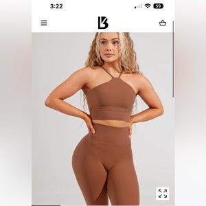 Buffbunny Foxy Sports Bra
Brady Brown